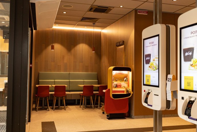 МакДональдз, який відкрили в Ужгороді, працюватиме цілодобово – 05