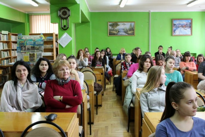 В рамках проекту "Все Закарпаття читає дітям"  презентували найкращі поетичні видання краю за рік – 02 В рамках проекту "Все Закарпаття читає дітям"  презентували найкращі поетичні видання краю за рік – 02