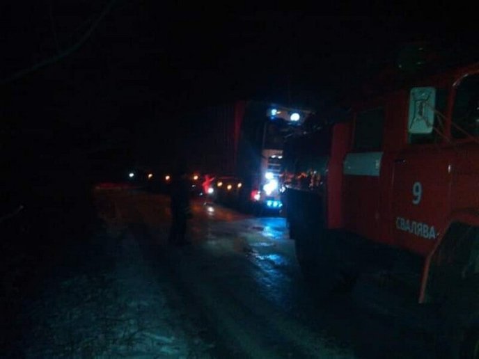 На Закарпатті одна й та ж вантажівка двічі за добу потрапила в ДТП – 05