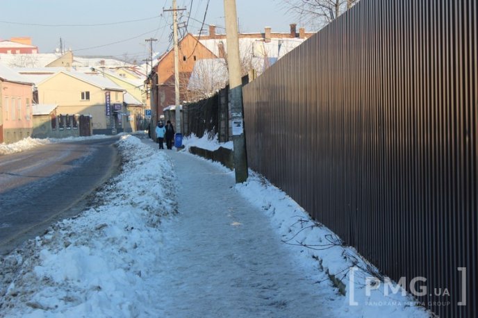 Слизькі дороги або безкоштовний атракціон фестивалю “Червене вино” – 03 Слизькі дороги або безкоштовний атракціон фестивалю “Червене вино” – 03