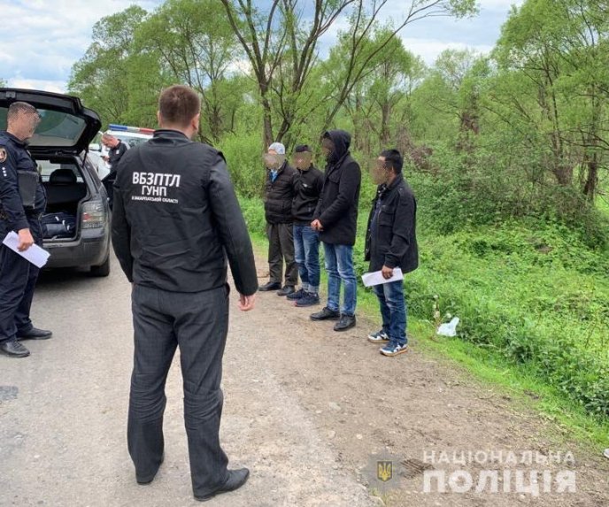 Силовики провели спецоперацію на території двох районів Закарпаття: оприлюднено фото – 03 Силовики провели спецоперацію на території двох районів Закарпаття: оприлюднено фото – 03