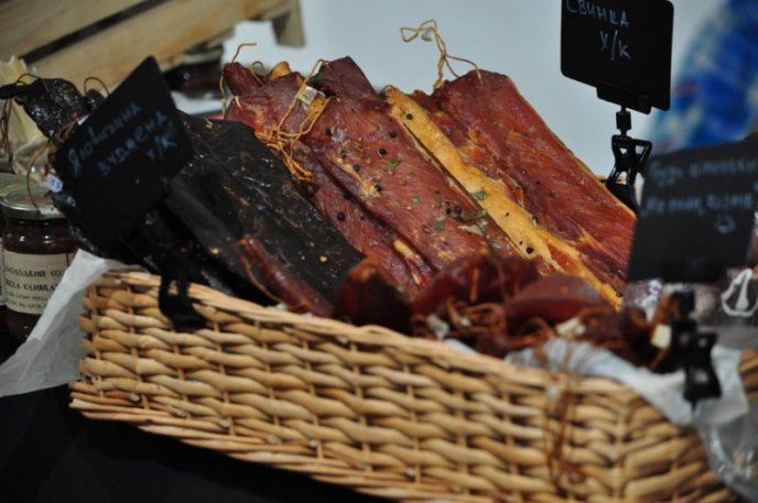 Сьогодні в Ужгороді розпочався дводенний фестиваль «Sakura Wine» – 05