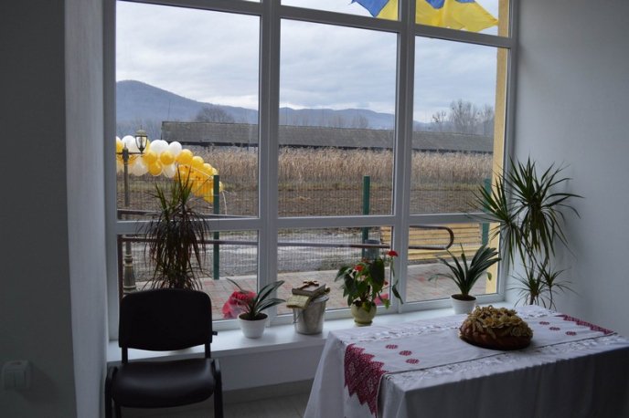 В Іршавському районі урочисто відкрили амбулаторію – 08