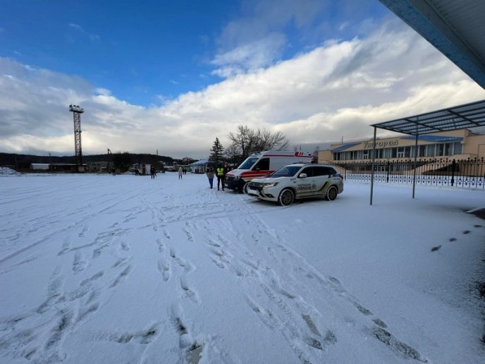 Немовля із Закарпаття терміново транспортують гелікоптером до Львова – 04