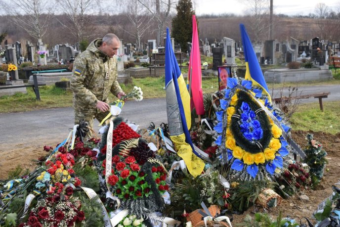 Загиблому прикордоннику із Закарпаття посмертно присвоєно звання підполковника – 04