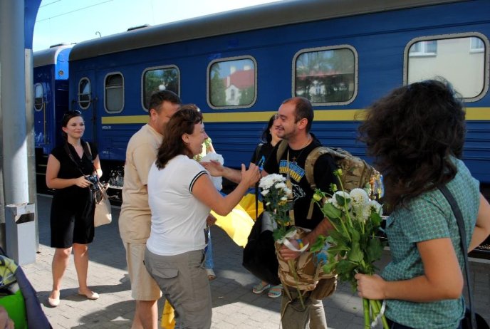 Народний герой України, хірург Олександр Данилюк повернувся на Закарпаття із зони АТО – 04