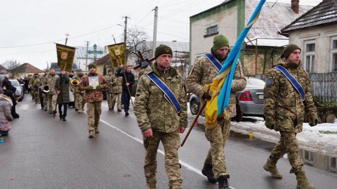 Мукачівська громада попрощалась із молодим Героєм – 05