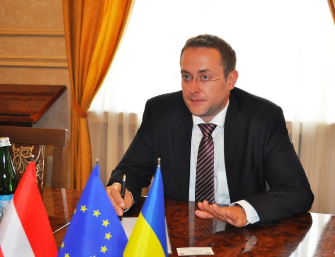 Закарпаття з робочим візитом відвідав Почесний консул Республіки Австрії у Львові – 03