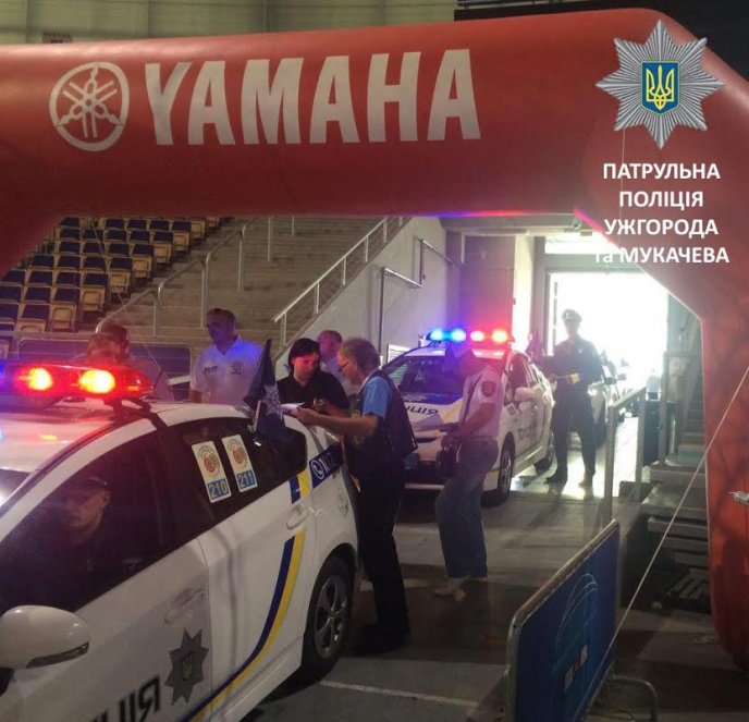 Патрульні Ужгорода та Мукачева стали учасниками автопробігу поліцейських у Польщі – 01