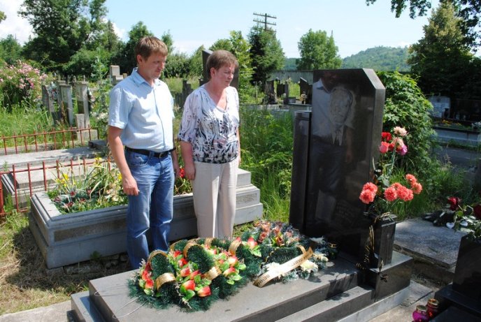 У Мукачеві по-особливому відзначили 90-літній ювілей професора Трояна (ФОТОРЕПОРТАЖ) – 09