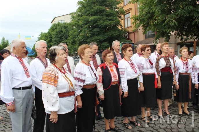 У Мукачеві відзначили 20-ту річницю Конституції України – 10