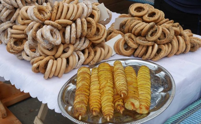 В Ужгороді відкрили фестиваль медовухи – 37