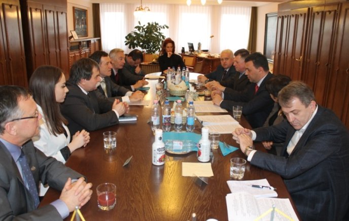 Закарпаття налагодило міжрегіональну співпрацю із найбільшою областю Угорщини – 09