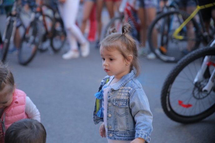 Миттєвості велозаїзду у Мукачеві: фоторепортаж із "Літньої зустрічі цімборів" – 56