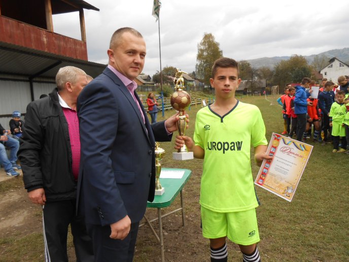 На Рахівщині відбулись матчі Кубка району з футболу – 09