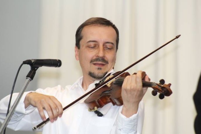 Маріупольський "Ренесанс" виступив перед мукачівською публікою – 03