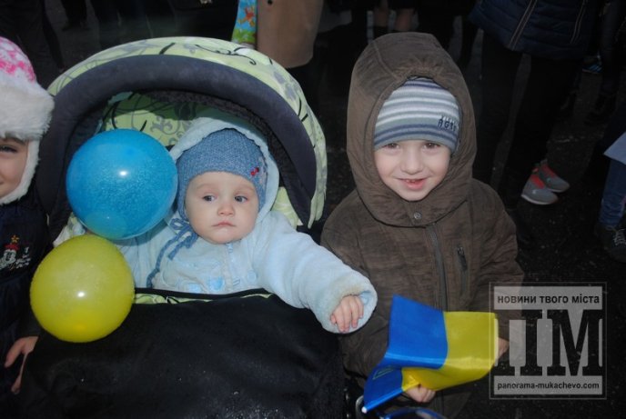 У Мукачеві урочисто зустріли бійців Героїчної 128-ої бригади (ФОТОРЕПОРТАЖ) – 13