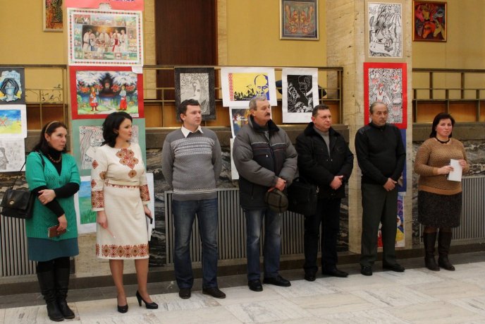 В Ужгороді експонували доробки найталановитіших закарпатських школярів – 04