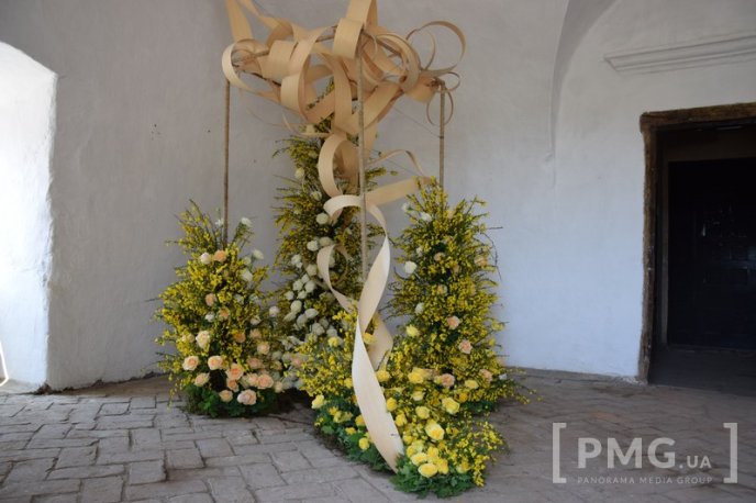 У Чинадієві стартував квітковий фестиваль "Кохання в Сент-Міклош" – 31