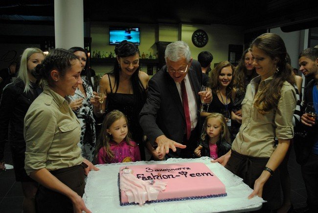 Благодійний показ мод - 2011: все, що залишилось за кадром (ФОТО,ВІДЕО)  – 28