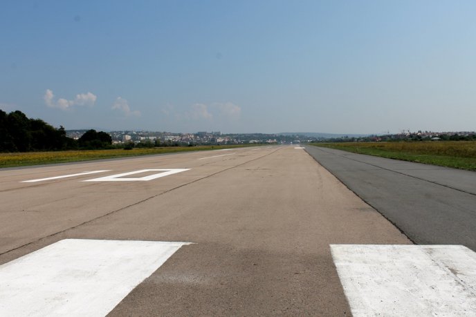 Представники Украероруху та Державіаслужби оглянули реконструкцію аеропорту «Ужгород» – 06