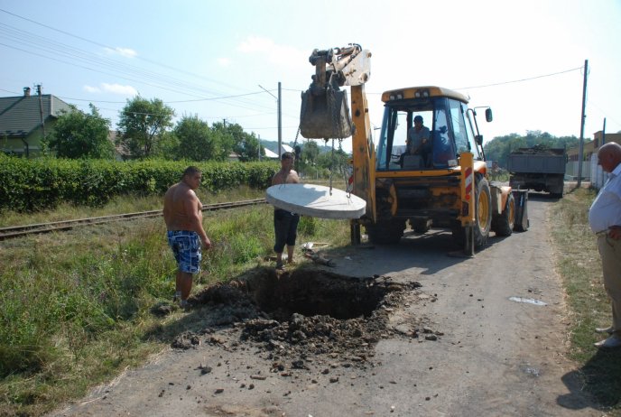 В одному з мікрорайонів Іршави розпочалось будівництво каналізації – 04