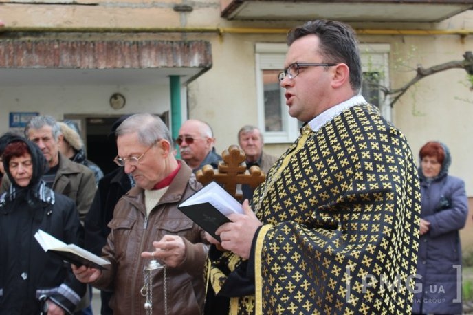 Мукачівці попрощались з бійцем АТО Володимиром Заяцем – 08 Мукачівці попрощались з бійцем АТО Володимиром Заяцем – 08