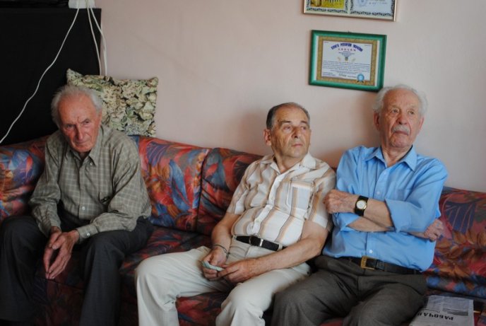 У Мукачеві по-особливому відзначили 90-літній ювілей професора Трояна (ФОТОРЕПОРТАЖ) – 18