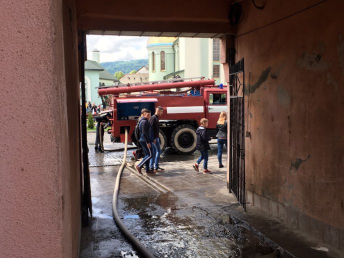 Стали відомими подробиці резонансної пожежі у Хусті – 06