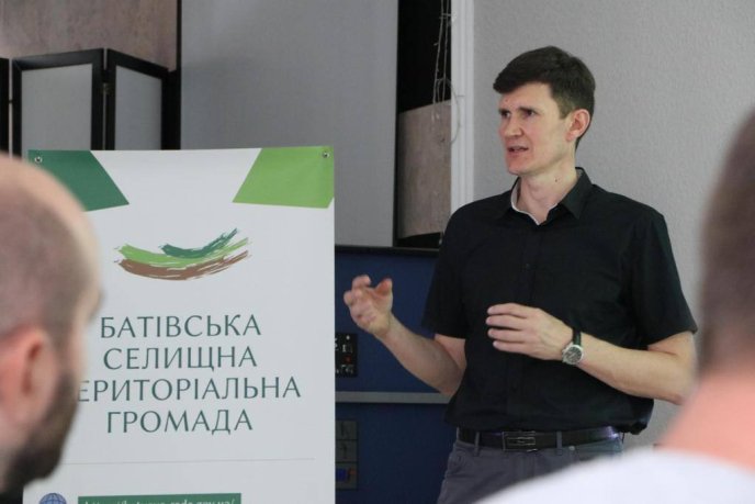 На Закарпатті хочуть забезпечити переселенців житлом та робочими місцями – 06 На Закарпатті хочуть забезпечити переселенців житлом та робочими місцями – 06