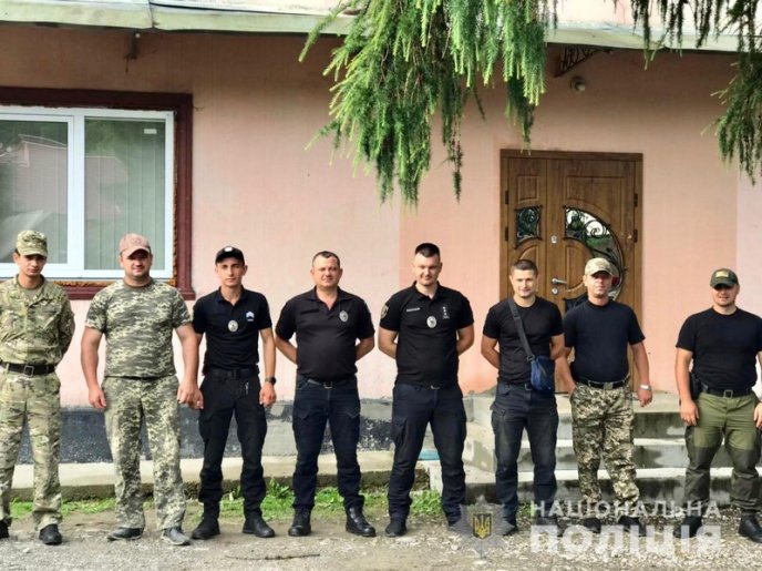 В області майже тиждень шукають чоловіка, який зник безвісти під час негоди – 01