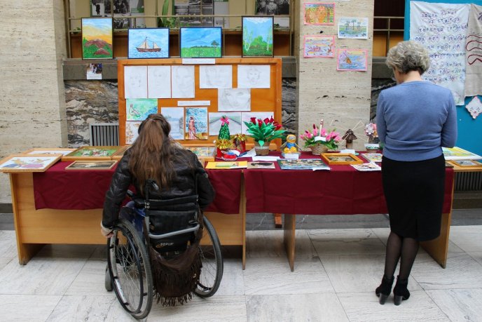 В Ужгороді відкрилась виставка робіт особливих закарпатців – 11