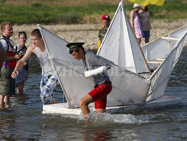 Ужгородський "флот" відзначив своє свято справжньою регатою (ФОТОРЕПОРТАЖ) – 04