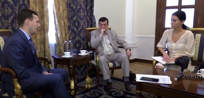 "Погляд Фазекоша". Розмова з Євгенієм Єніним – 04