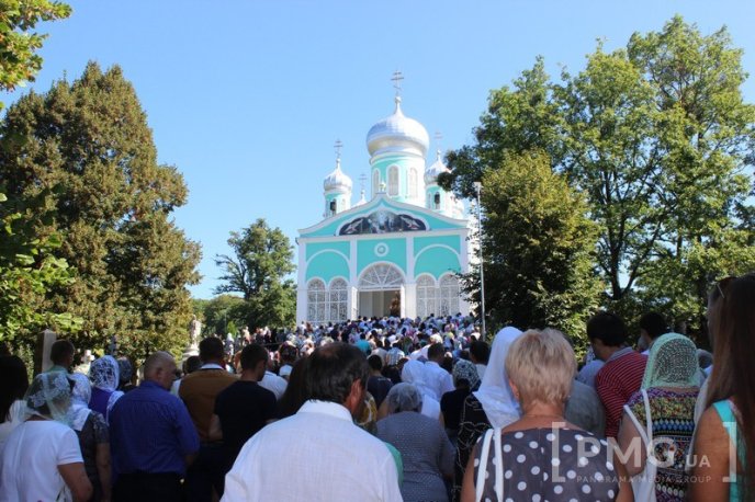 Православні християни Мукачева відзначили свято Успіння Пресвятої Богородиці у Свято-Миколаївському монастирі – 26