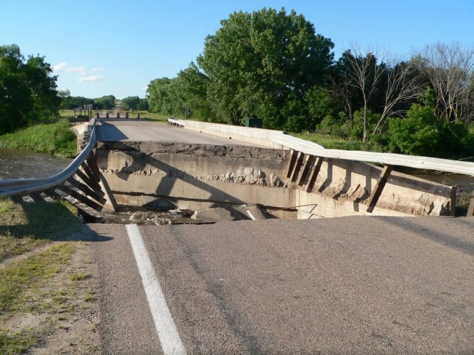 Від війни в Україні до інспекції американських мостів: як один інженер використовує ШI для вирішення національної кризи – 03