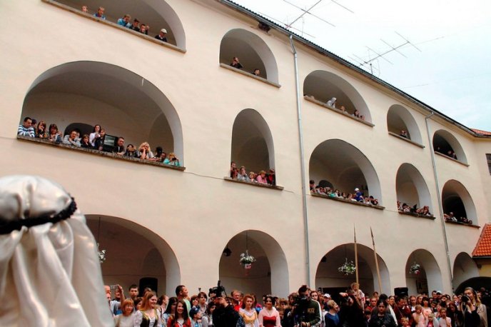 Середньовічне весілля відгуляли на Закарпатті – 13