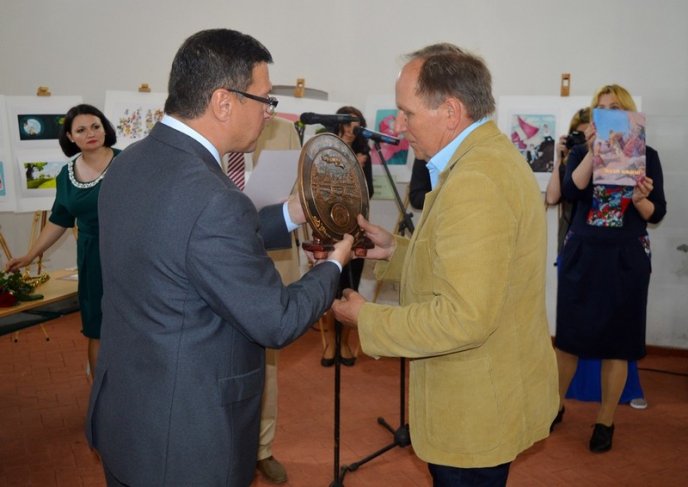 Видавництво «Карпати» отримало гран-прі «Книги-фест – 2017» – 06 Видавництво «Карпати» отримало гран-прі «Книги-фест – 2017» – 06