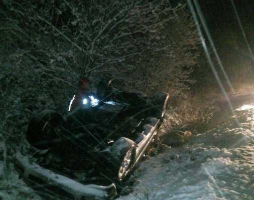 Патрульні показали фото із місця ДТП, в яку потрапив позашляховик СБУшників – 02
