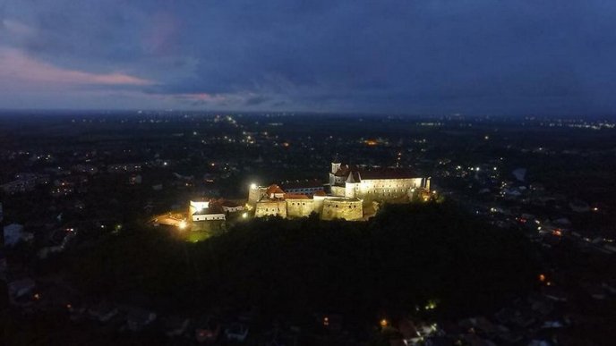 У Мукачеві святкують День міста. Ввечері у "Паланку" пройдуть урочистості – 06 У Мукачеві святкують День міста. Ввечері у "Паланку" пройдуть урочистості – 06