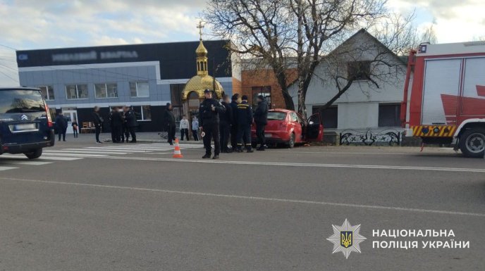 Машина наїхала на дитину