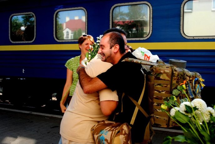 Народний герой України, хірург Олександр Данилюк повернувся на Закарпаття із зони АТО – 05