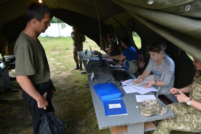 Ужгородський полігон прийняв майже півтисячі резервістів – 07