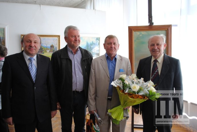 У Мукачеві відкрилась персональна виставка картин Юрія Сяркевича (ФОТОРЕПОРТАЖ) – 03
