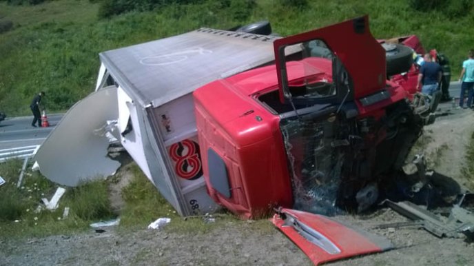 У мережі з’явились фото смертельної аварії, внаслідок якої загинула мешканка Львова – 06