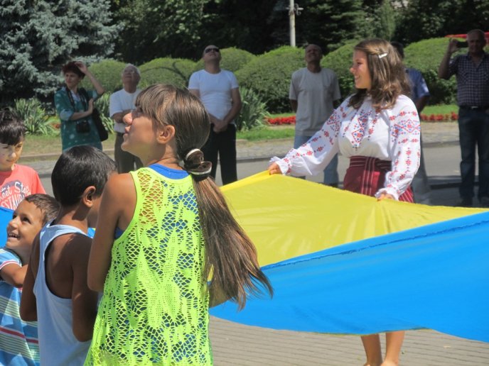 Під час благодійного концерту виноградівці підтримали закарпатських військових (ФОТО) – 05
