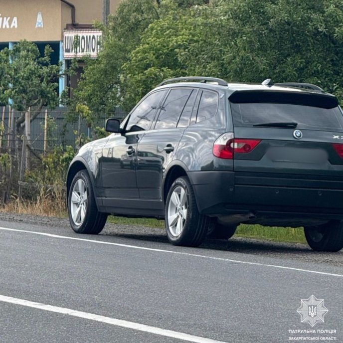 Водій, якого патрульні зупинили на Мукачівщині, має сплатити понад 90 тисяч гривень штрафу – 01 Фото — УПП Закарпатської області