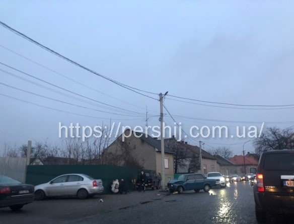 Ввечері в Мукачеві сталась аварія – 03