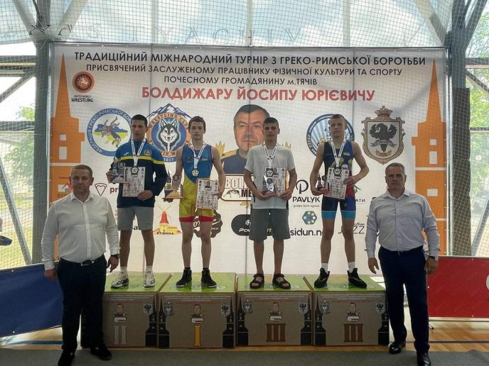 У Тячеві пройшов міжнародний турнір з греко-римської боротьби – 08