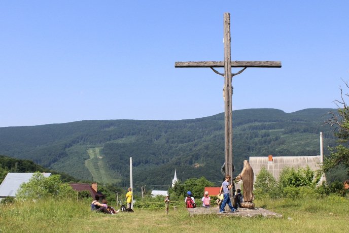 Мукачівські орієнтувальники влаштували гірський похід на Середній Верх – 09